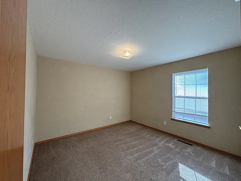 104 W Husband Ct — Photo 13