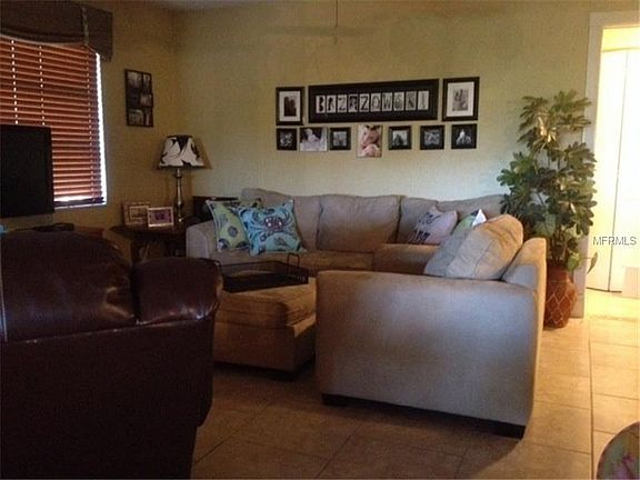 3rd image of 901 Bayview Dr