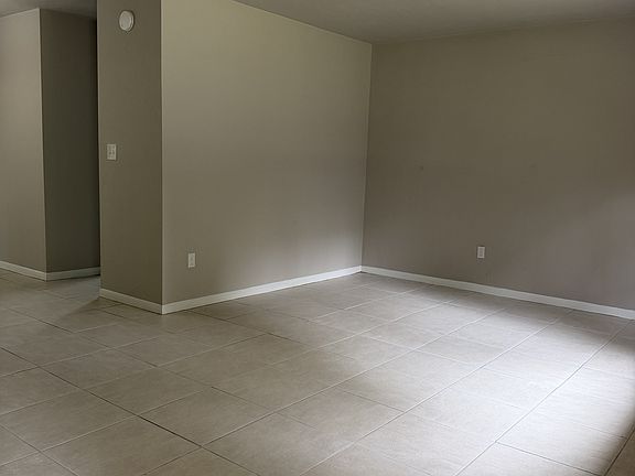4th image of 4338 NW 29th Ter