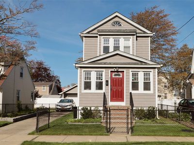 21 Cambridge St, Valley Stream, NY, 11581