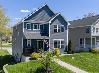 32 Colonial Rd, Webster, MA 01570