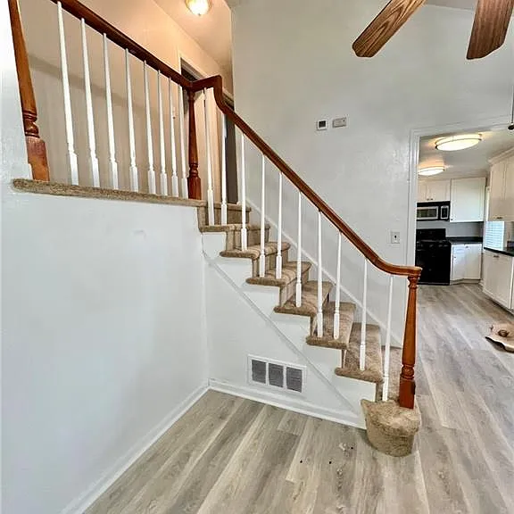 1320 Gabriel Dr — Photo 30