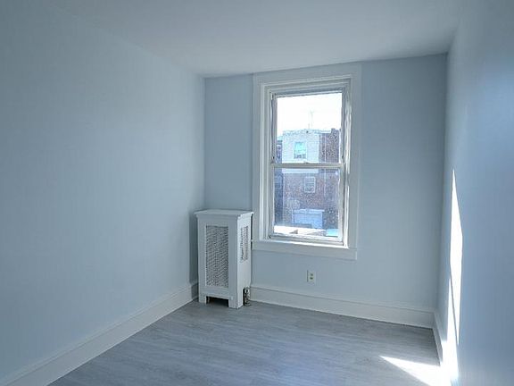 5th image of 7126 Torresdale Ave