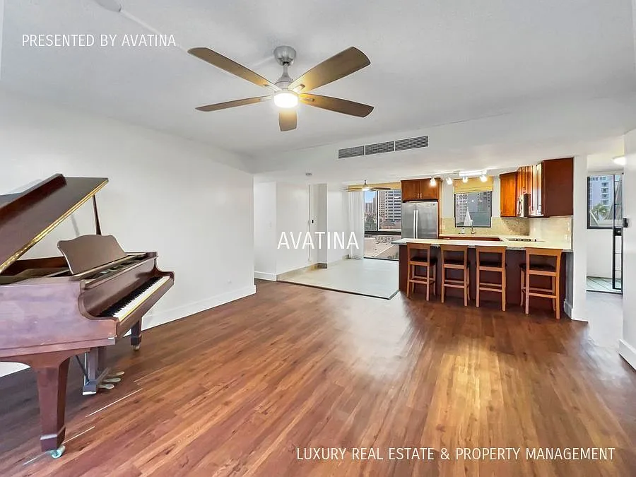 Video! Fantastic renovated Live/Work Condo! — Photo 4