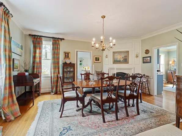 5614 Hot Springs Rd, Hot Springs, VA 24445