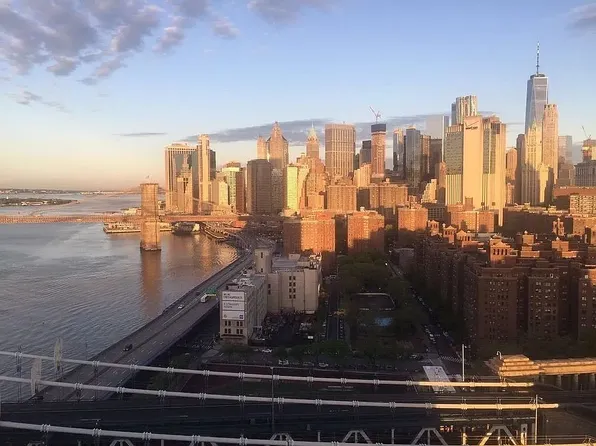 252 South St #26N, New York, NY 10002