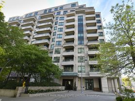 25 Scrivener Sq, Toronto, ON