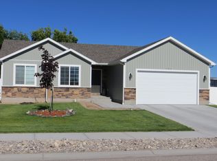 183 S Emery Ln, Idaho Falls, ID 83401