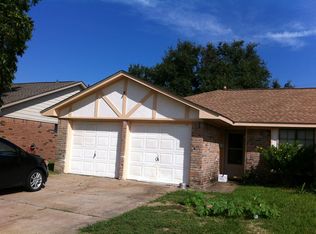 1114 E Princeton Ln, Deer Park, TX 77536