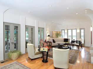 2948 Graceland Way, Glendale, CA 91206