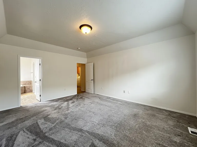 4759 E Tanoak Dr — Photo 32
