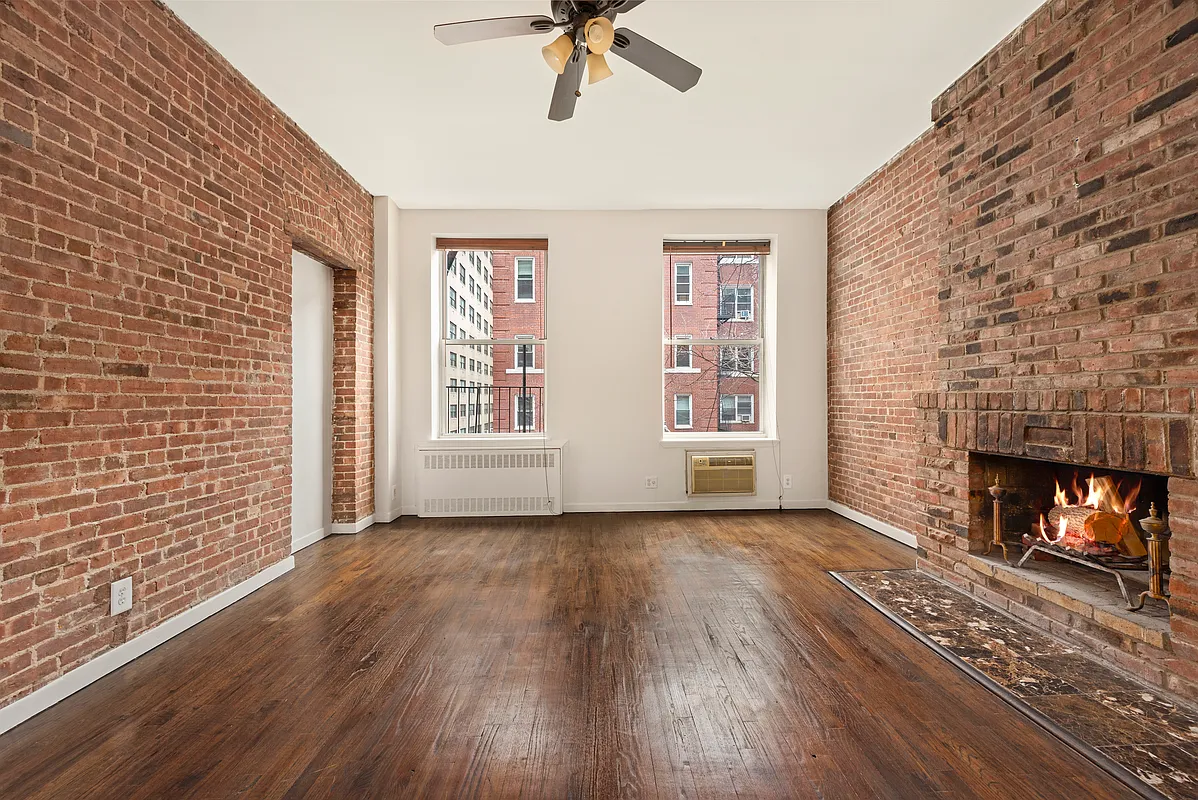 305 West 55th St Unit 2A  