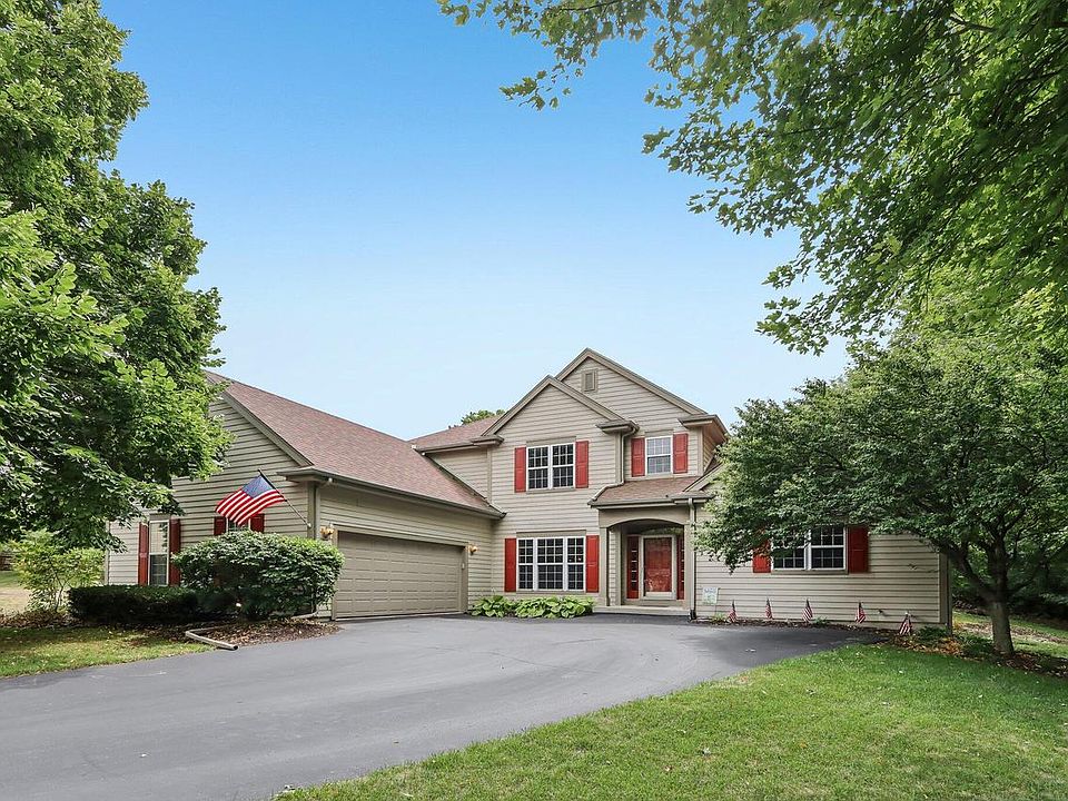 1st image of 749 Prestwick COURT