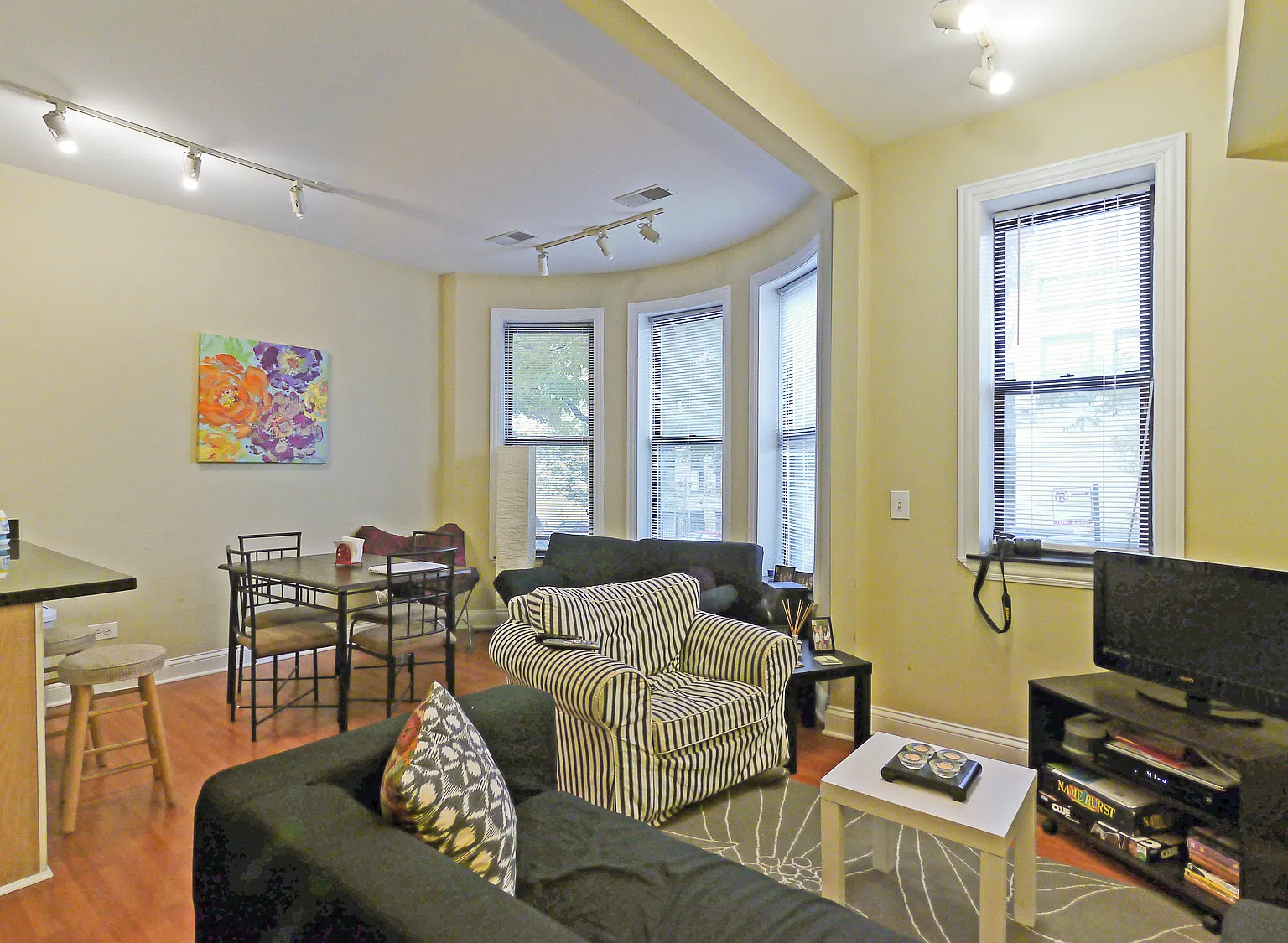 482 W. Deming — Photo 2