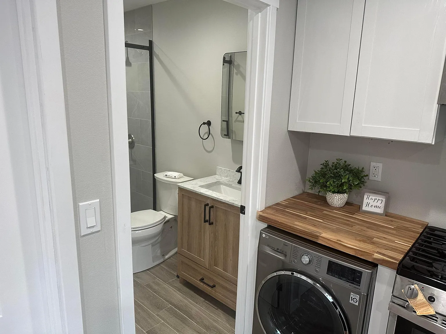 8537 Pico Vista Rd — Photo 2