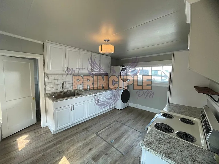 735 Placer St — Photo 7