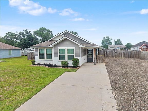 2nd image of 42298 Joshua Dr