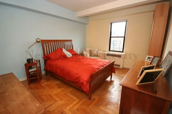 Sold by New Heights Realty | media 20