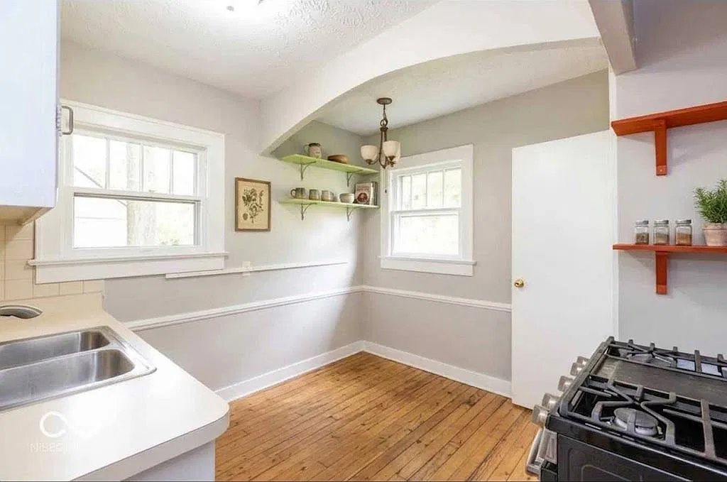 3 bed, 1.0 bath, 947 sqft, $1,695 — Photo 4