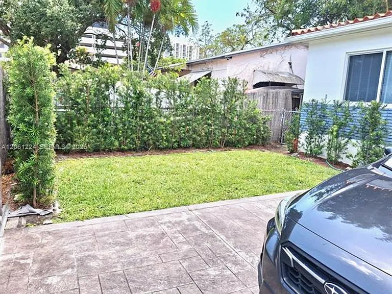 2700 SW 28th Ct #2700 — Photo 21
