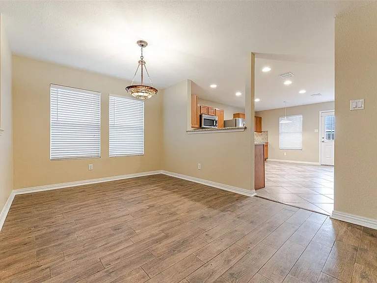9013 Fremont Trl — Photo 7
