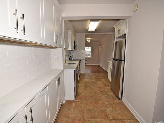 3rd image of 82-30 212th St #1