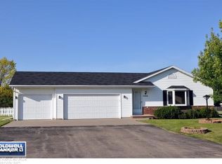W5990 Hearthstone Dr, Appleton, WI 54915