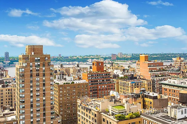 Rented by Living New York | media 10