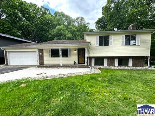 2363 E Mockingbird Dr, Clinton, IN 47842