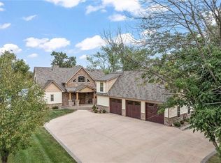 107 Harbor Point, Gallatin, MO 64640