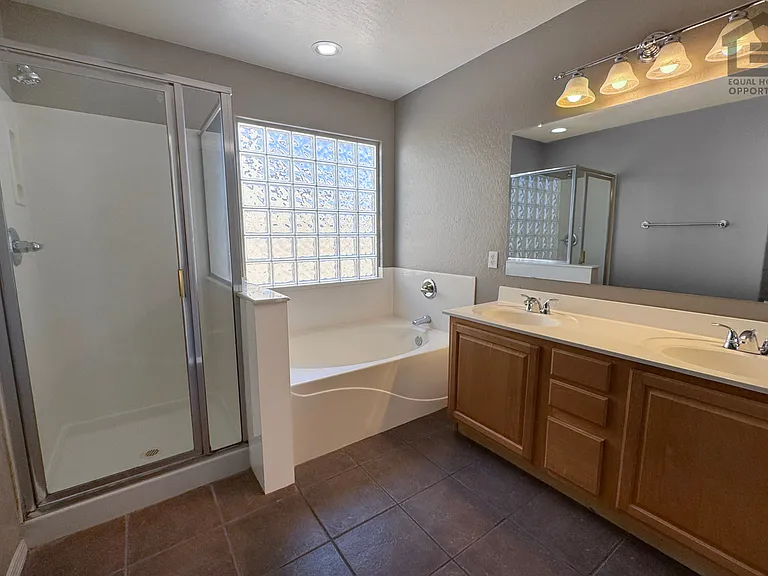 12614 W Avalon Dr — Photo 33