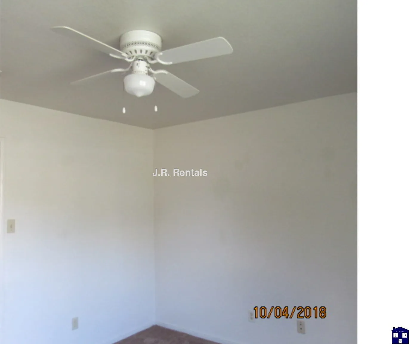2 bed, 1.0 bath, 894 sqft, $1,000 — Photo 4