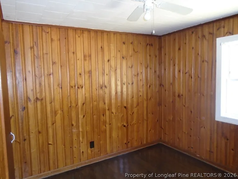 324 Old Shaw Rd — Photo 2