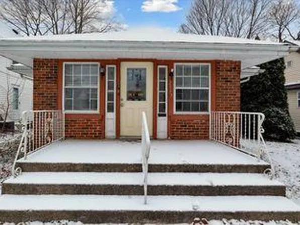 426 N Arthur St, South Bend, IN 46617