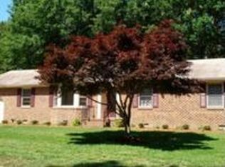 3212 Hemlock Dr, Chesapeake, VA 23321