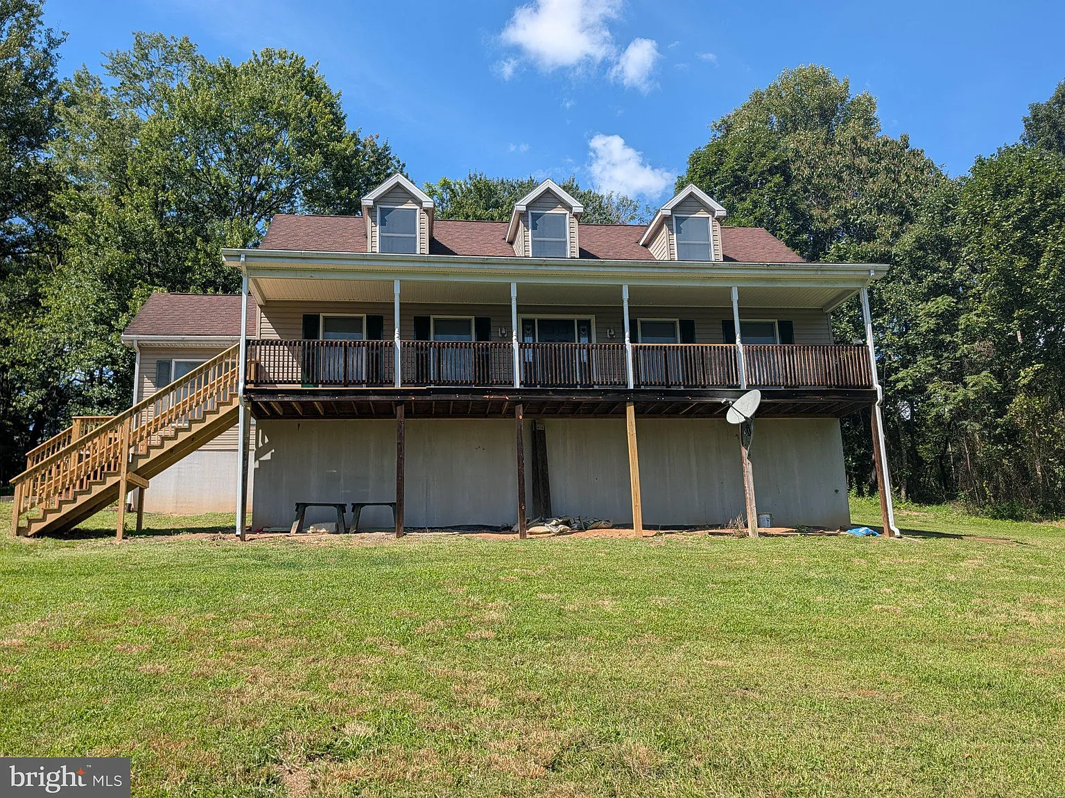 3 bed, 3.5 bath, 1300 sqft, $2,600 — Photo 1