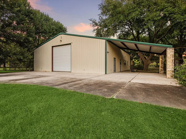 16218 Barklea Rd — Photo 38