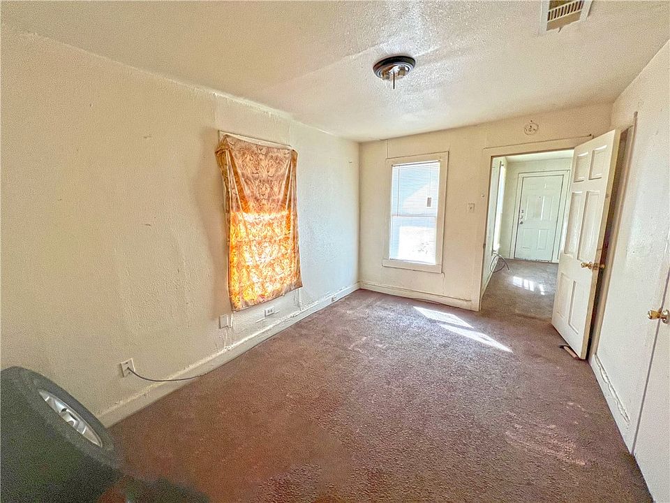 2427 S 9th St, Waco, TX 76706 MLS 211445 Zillow