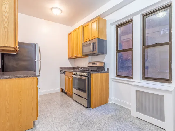 1510 York Avenue image 2 of 5