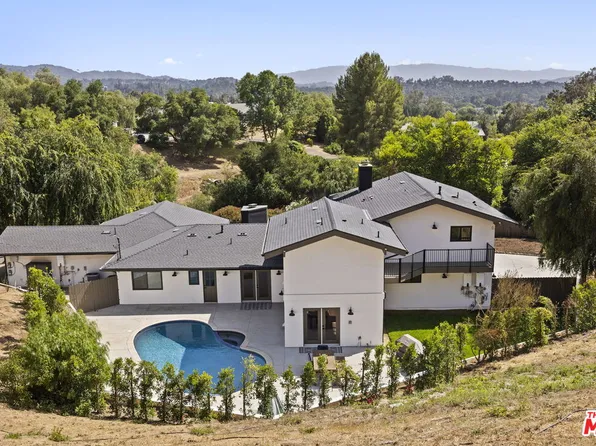 1131 Rancho Dr, Ojai, CA 93023