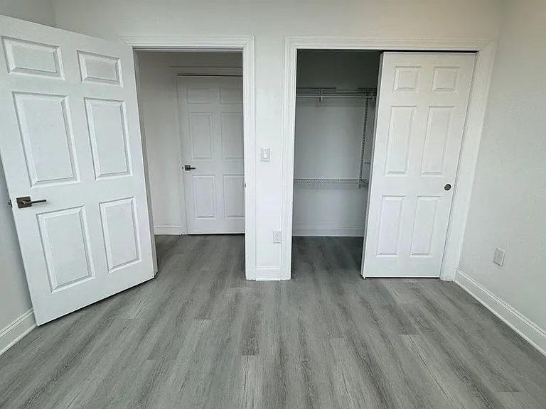 1600 West Hunting Park - Residential — Photo 11