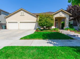 5712 Eisenhower Dr, Riverbank, CA