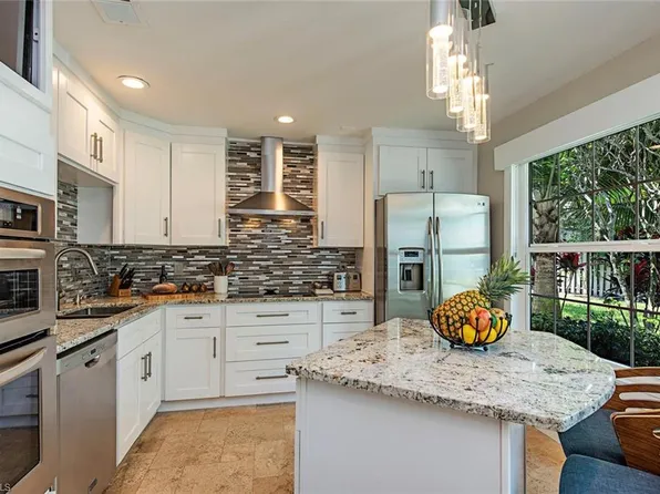 840 Meadowland Dr APT H, Naples, FL 34108