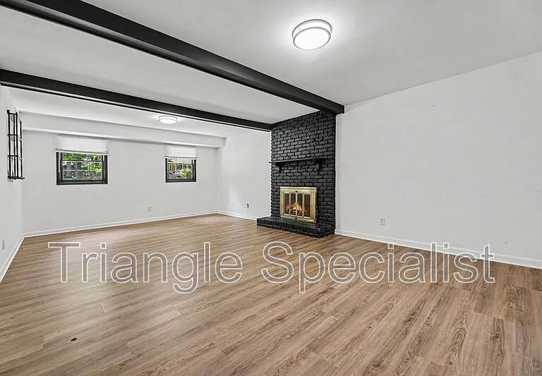 1012 Askham Dr — Photo 11
