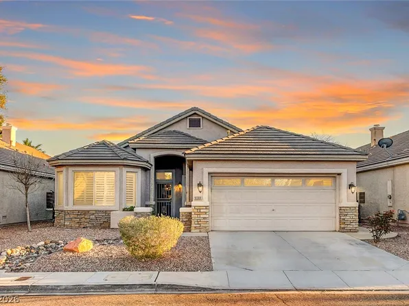 10309 Whispy Willow Way, Las Vegas, NV 89135