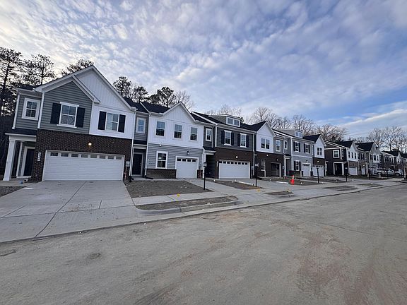 2nd image of 6025 Crosswinds Blvd #1