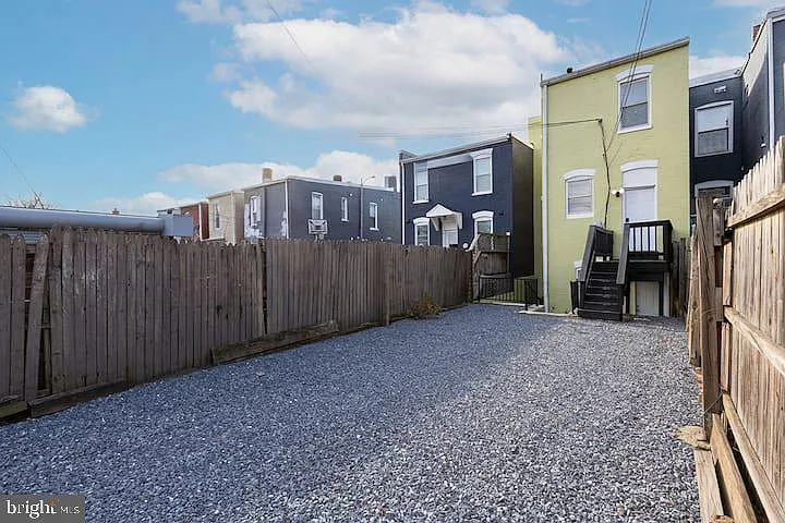 1119 Montello Ave NE — Photo 42