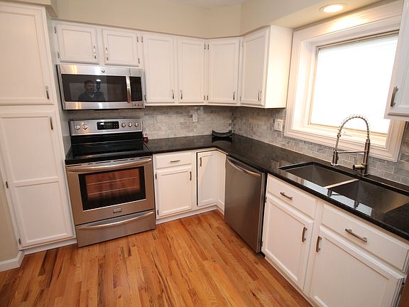 2nd image of 6793 Alloway St W