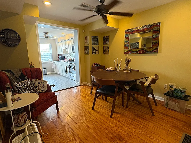 2559-e-birch-st-9