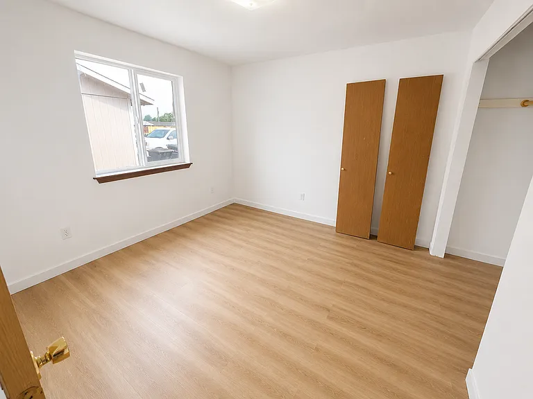 321 G St SE #321 — Photo 2
